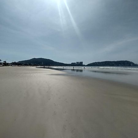 Apartamento Beira Mar - Enseada - Guaruja - 150 Metros Da Praia المظهر الخارجي الصورة
